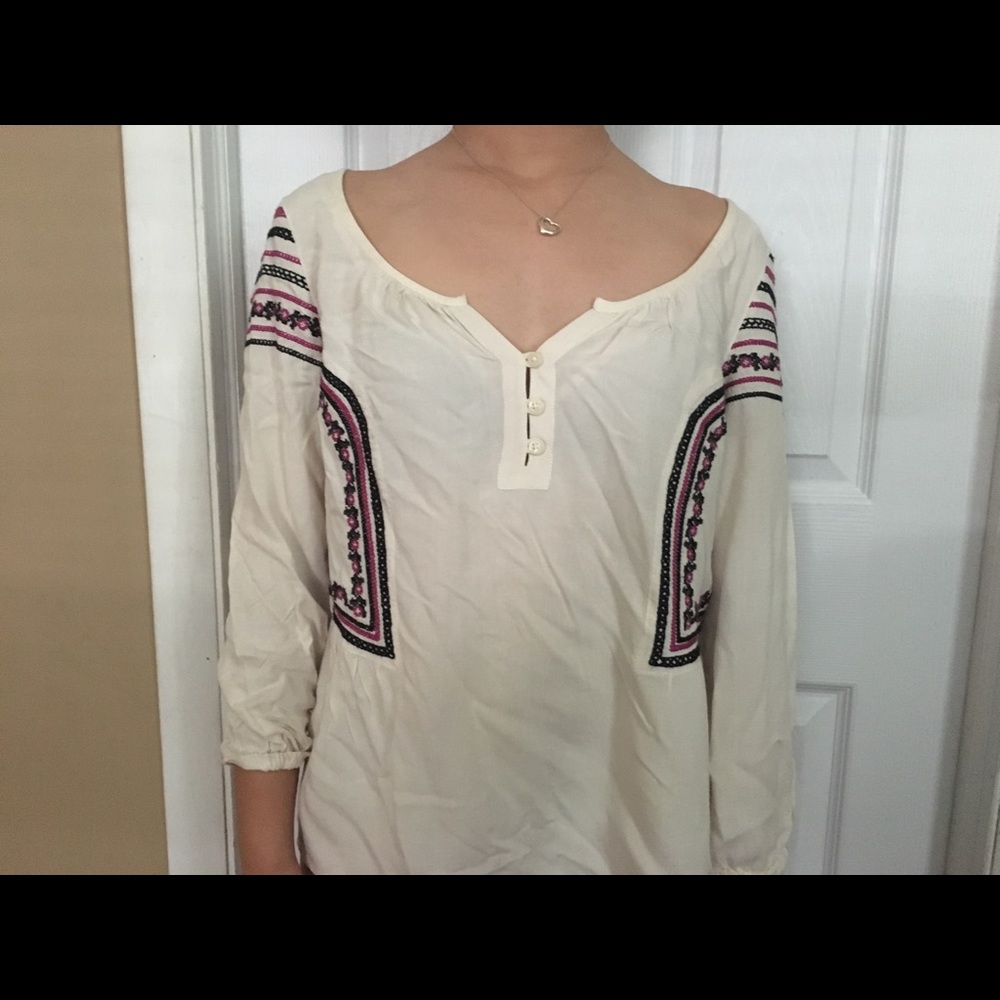 American Eagle Outfitter top.